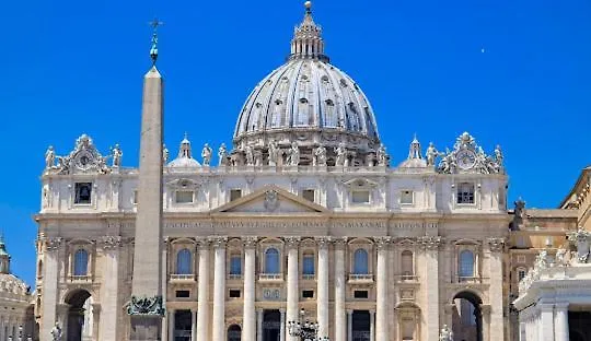 Hotel Loveit - Roma - Piazza Della Maddalena 0*,  Italia
